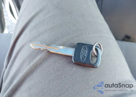 2006 Ford E-150 Commercial/Recreational from USA, damaged, VIN 1FTRE14L26HA19856